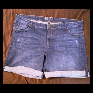 Kut from the Kloth Jean shorts